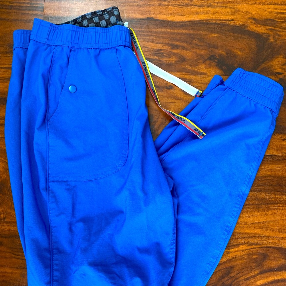 Women’s Jogger Scrub Pants